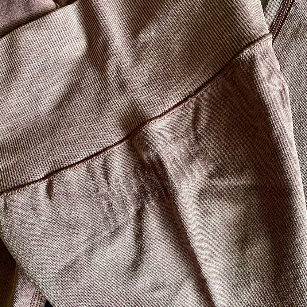 Studio leggings